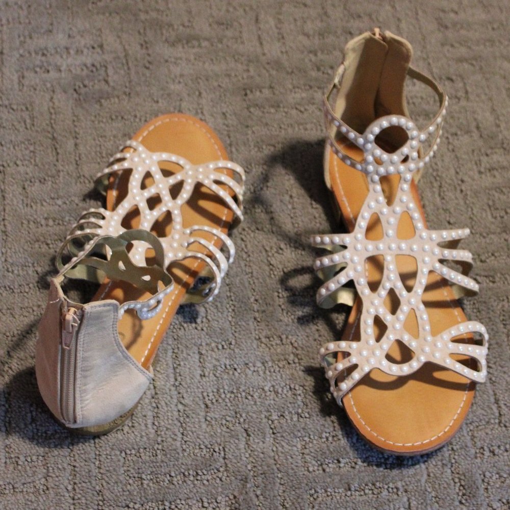 Veronica Flat Sandals